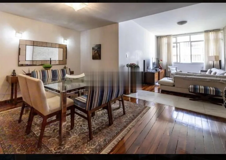 Foto 1 de Apartamento com 3 Quartos à venda, 191m² em Copacabana, Rio de Janeiro