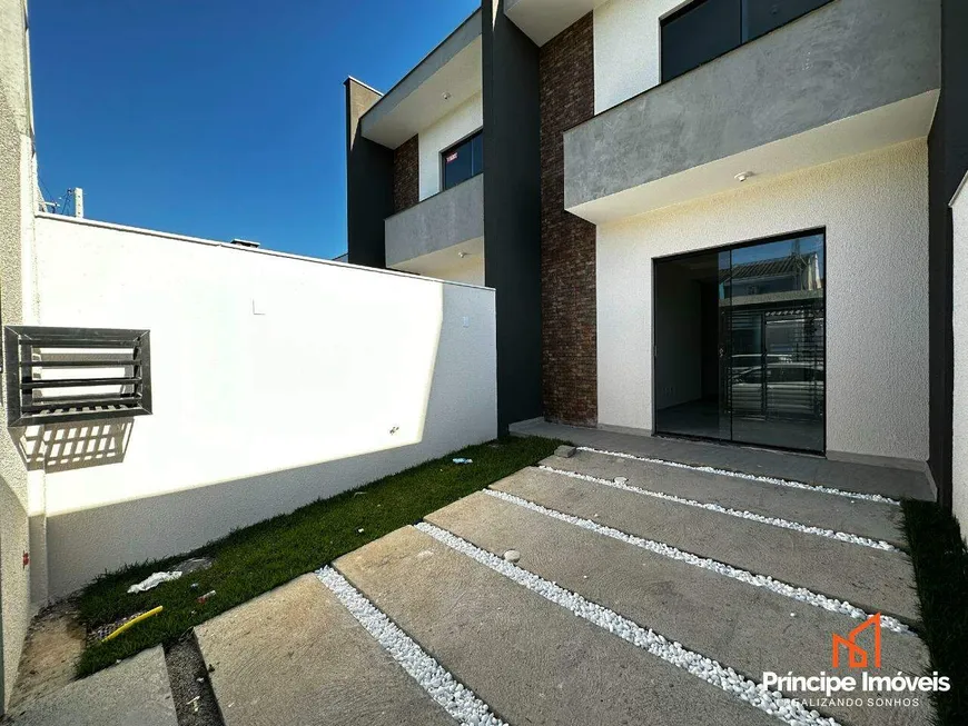 Foto 1 de Casa com 2 Quartos à venda, 70m² em Comasa, Joinville