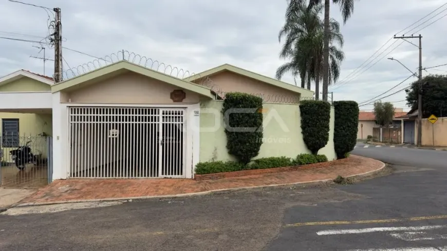 Foto 1 de Casa com 3 Quartos à venda, 146m² em Loteamento Albertini, São Carlos