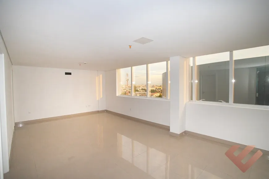 Foto 1 de Sala Comercial para venda ou aluguel, 75m² em Três Vendas, Pelotas