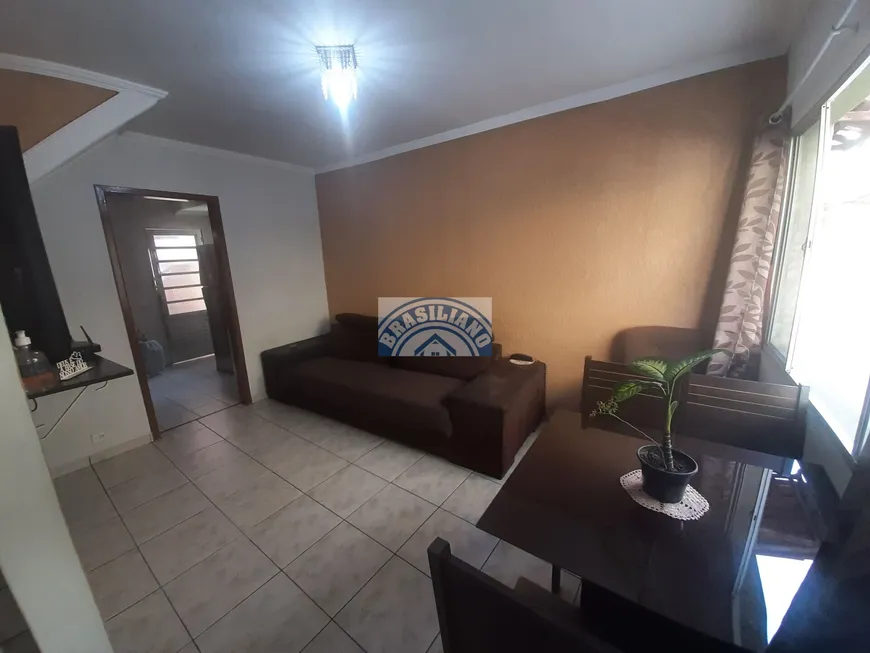 Foto 1 de Casa com 2 Quartos à venda, 80m² em Jardim Guaruja, São Paulo