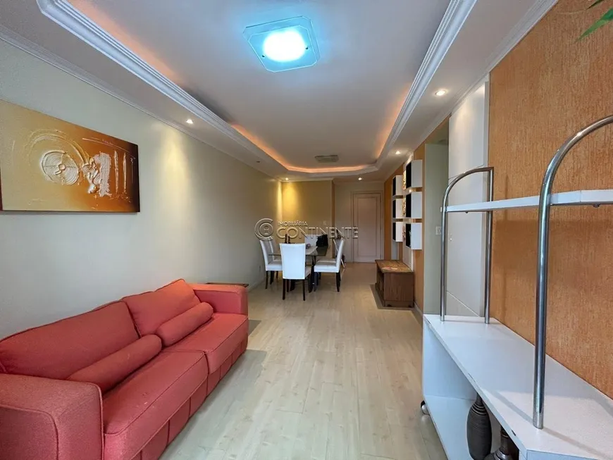 Foto 1 de Apartamento com 3 Quartos à venda, 81m² em Capoeiras, Florianópolis