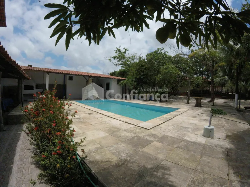 Foto 1 de Fazenda/Sítio com 4 Quartos à venda, 720m² em Tapera, Aquiraz