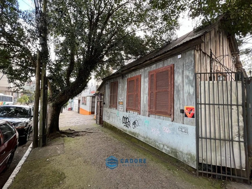 Foto 1 de Lote/Terreno à venda, 484m² em Centro, Caxias do Sul