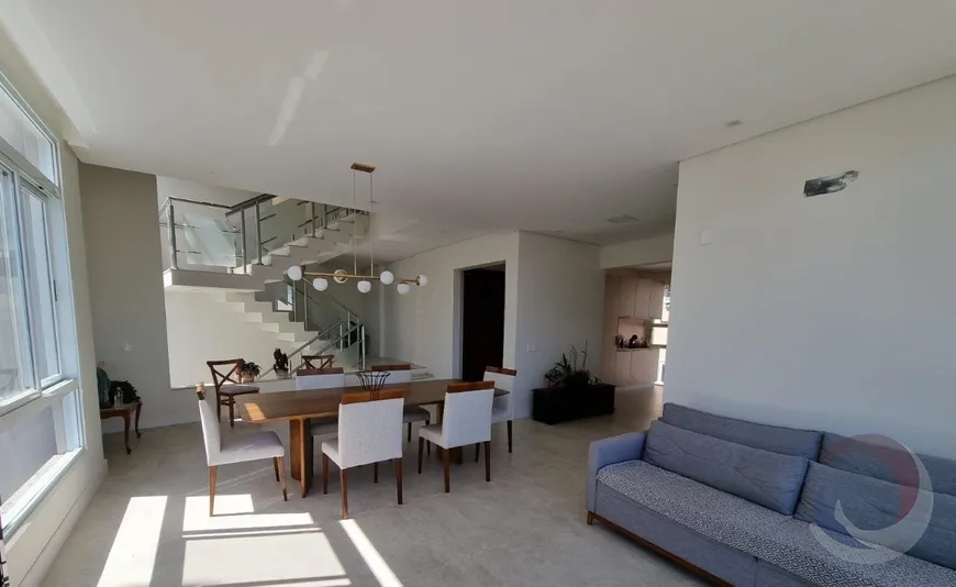 Foto 1 de Casa com 4 Quartos à venda, 567m² em Joao Paulo, Florianópolis