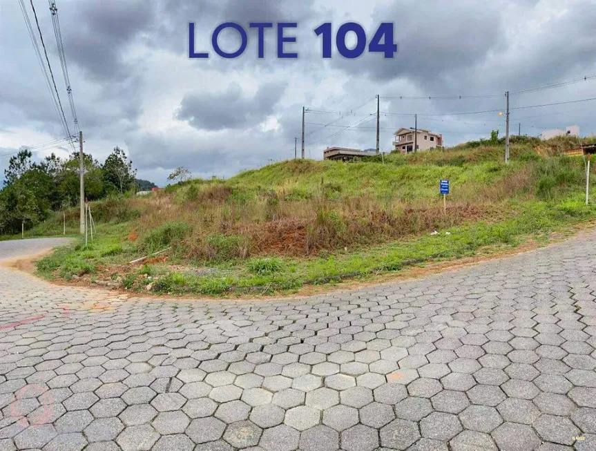 Foto 1 de Lote/Terreno à venda, 490m² em Nereu Ramos, Jaraguá do Sul