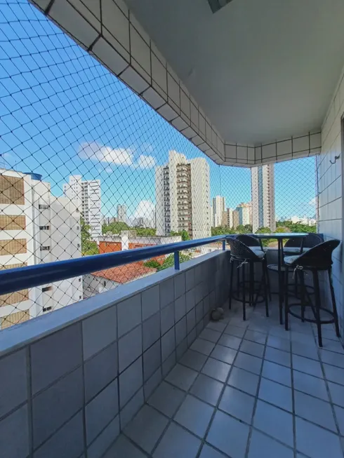 Foto 1 de Apartamento com 3 Quartos à venda, 120m² em Casa Forte, Recife