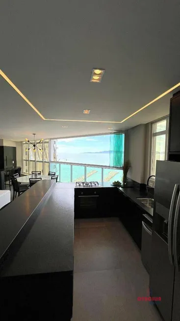 Foto 1 de Apartamento com 3 Quartos à venda, 127m² em Centro, Itapema