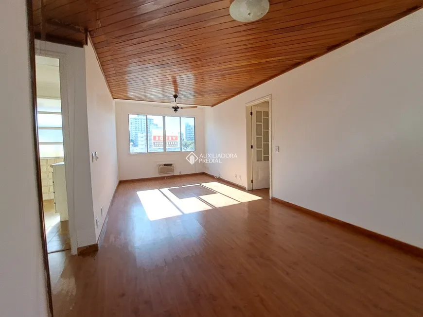 Foto 1 de Apartamento com 3 Quartos à venda, 96m² em Mont' Serrat, Porto Alegre