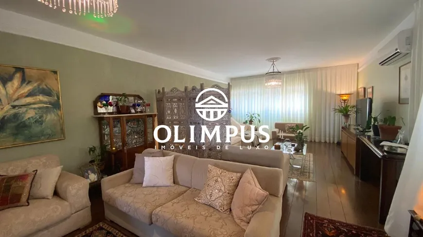 Foto 1 de Apartamento com 4 Quartos à venda, 230m² em Fundinho, Uberlândia