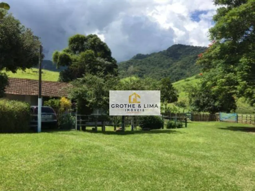 Foto 1 de Fazenda/Sítio com 8 Quartos à venda, 3000m² em Vila Washington Beleza, Cruzeiro