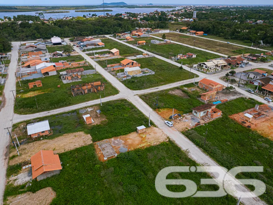 Foto 1 de Casa com 1 Quarto à venda, 36m² em Pinheiros, Balneário Barra do Sul