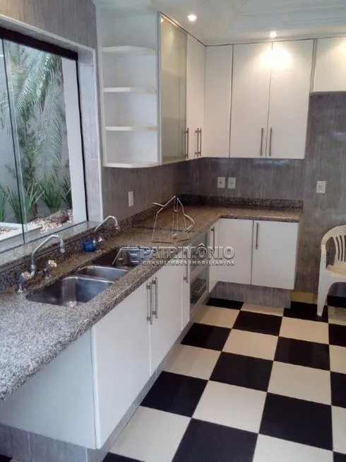 Foto 1 de Casa com 4 Quartos à venda, 658m² em Jardim Bertanha, Sorocaba