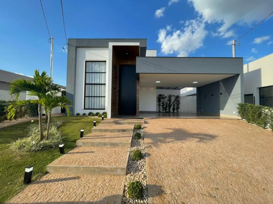 Foto 1 de Casa de Condomínio com 3 Quartos à venda, 235m² em Residencial Gameleira, Rio Verde