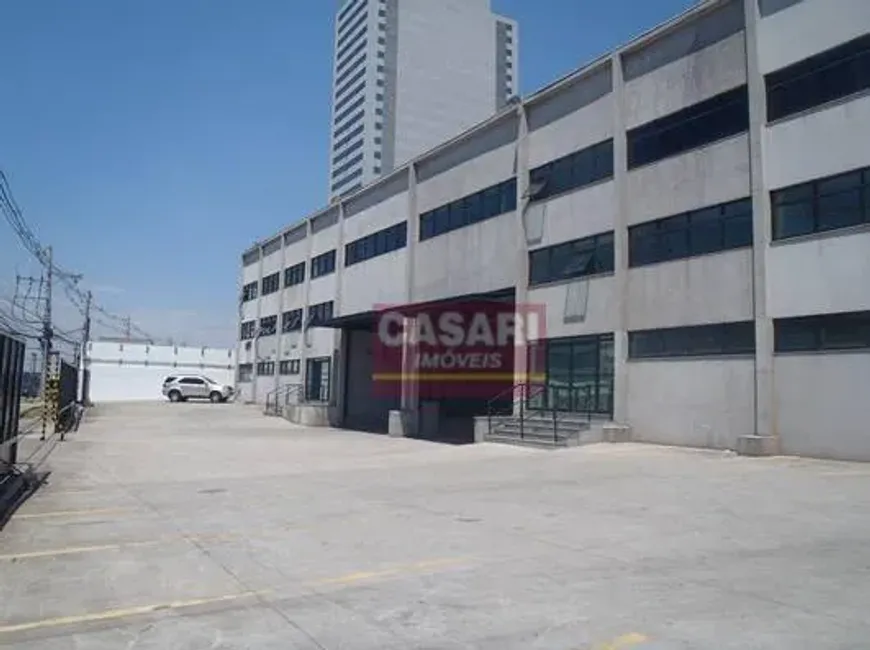 Foto 1 de Galpão/Depósito/Armazém para alugar, 9500m² em Tamboré, Barueri