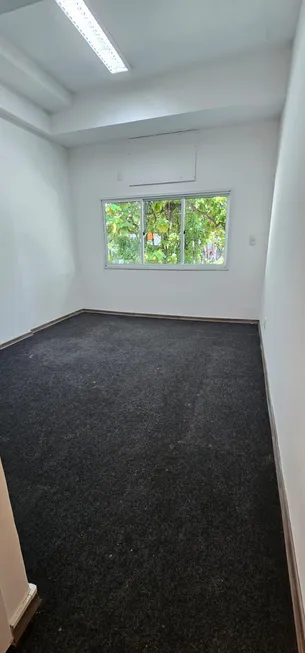 Foto 1 de Sala Comercial para alugar, 25m² em Barra da Tijuca, Rio de Janeiro