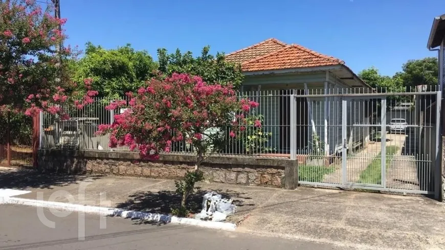 Foto 1 de Casa com 1 Quarto à venda, 140m² em Niterói, Canoas