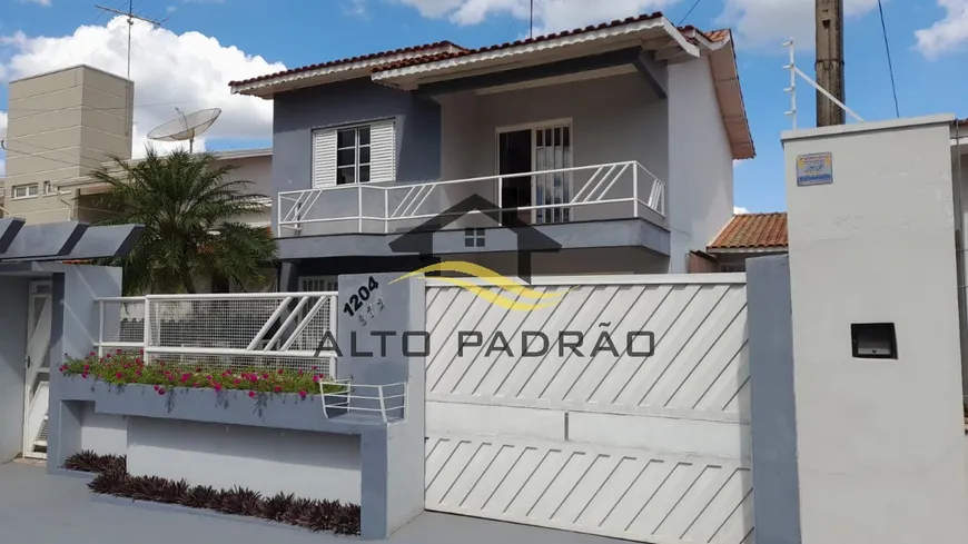 Foto 1 de Casa com 4 Quartos à venda, 263m² em Jardim Jose Alves Carneiro, Artur Nogueira