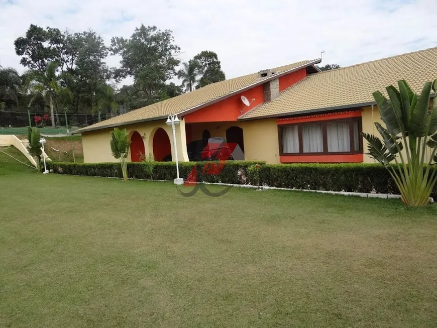 Foto 1 de Fazenda/Sítio com 4 Quartos à venda, 700m² em Monterrey, Louveira