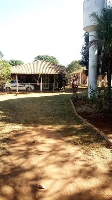 Foto 1 de Fazenda/Sítio com 3 Quartos à venda, 170m² em Sao Luiz I Talhado, São José do Rio Preto