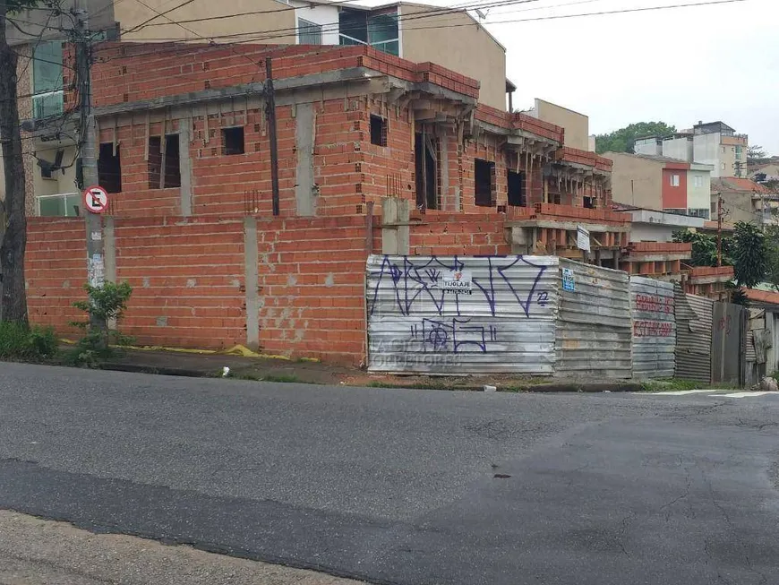 Foto 1 de Sobrado com 3 Quartos à venda, 77m² em Vila Lucinda, Santo André