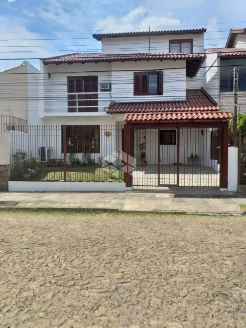 Foto 1 de Casa com 3 Quartos à venda, 159m² em Espiríto Santo, Porto Alegre