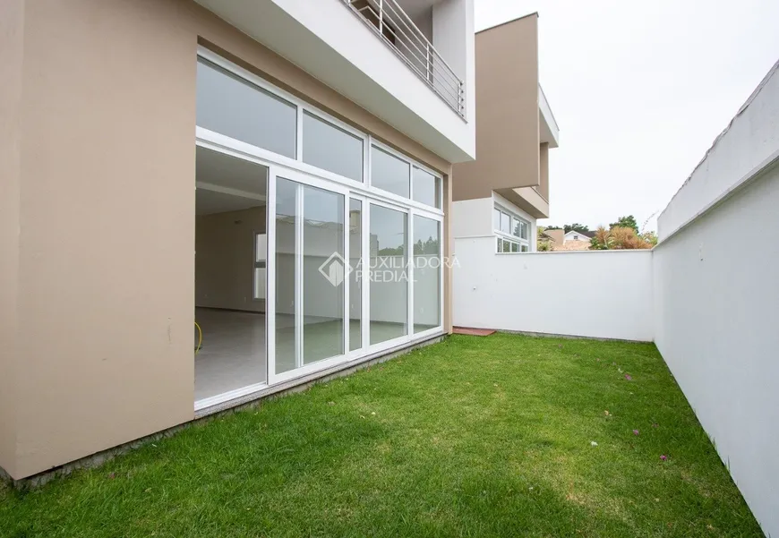 Foto 1 de Casa de Condomínio com 4 Quartos à venda, 200m² em Lagoa da Conceição, Florianópolis