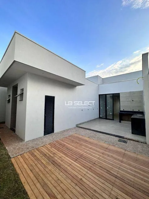 Foto 1 de Casa com 3 Quartos à venda, 167m² em Jardim Botânico, Uberlândia