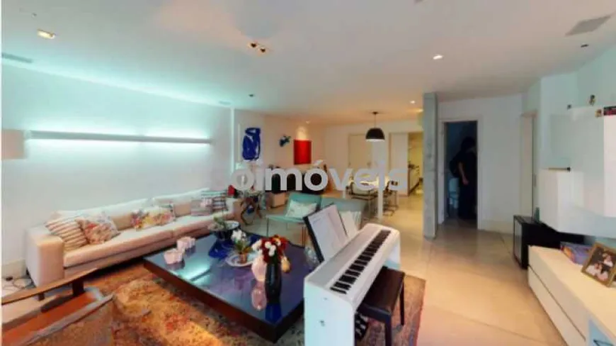 Foto 1 de Apartamento com 3 Quartos à venda, 160m² em Joá, Rio de Janeiro