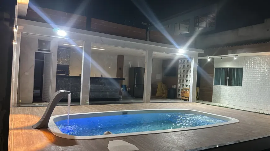 Foto 1 de Casa com 4 Quartos à venda, 360m² em Ponta da Fruta, Vila Velha