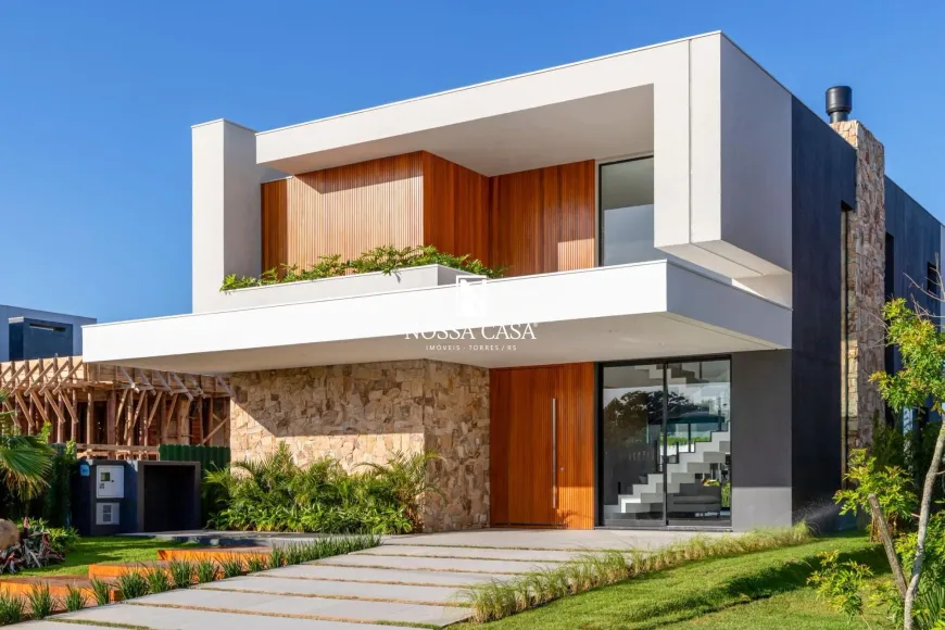 Foto 1 de Casa de Condomínio com 4 Quartos à venda, 320m² em Praia da Guarita, Torres