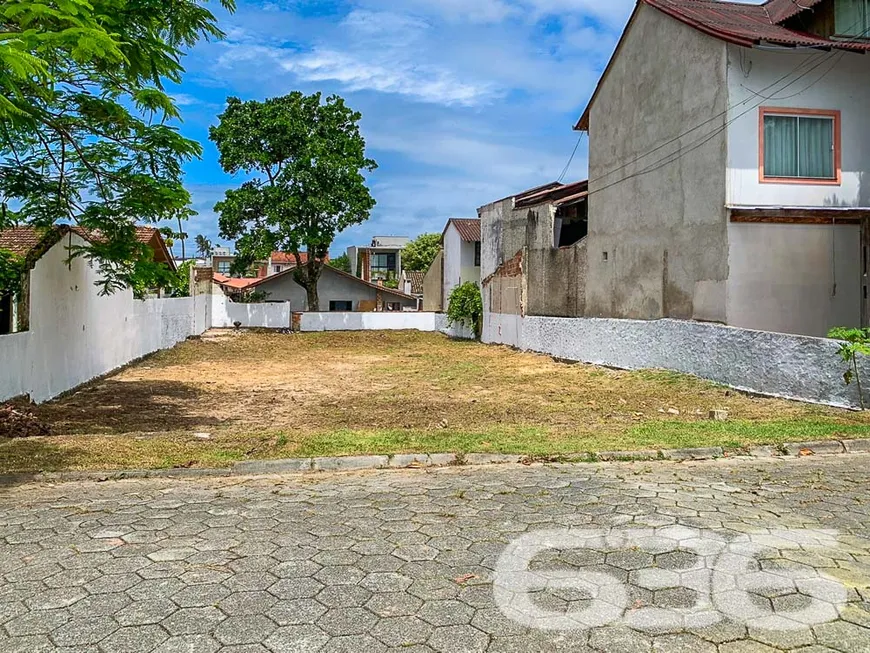 Foto 1 de Lote/Terreno à venda, 360m² em Ubatuba, São Francisco do Sul