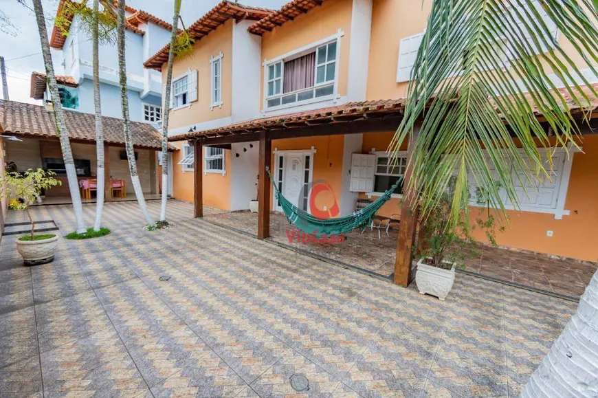 Foto 1 de Casa com 4 Quartos à venda, 208m² em Costazul, Rio das Ostras