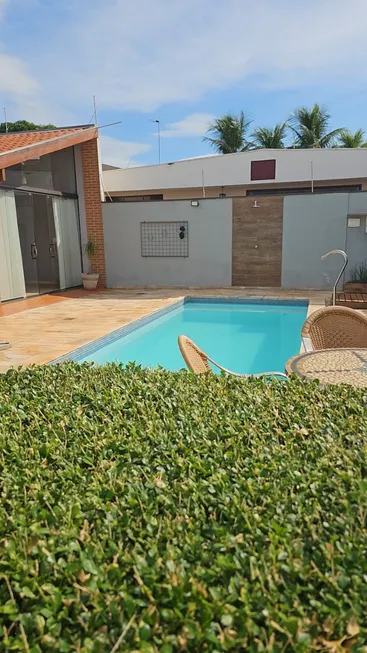 Foto 1 de Casa com 3 Quartos à venda, 287m² em Sumarezinho, Ribeirão Preto