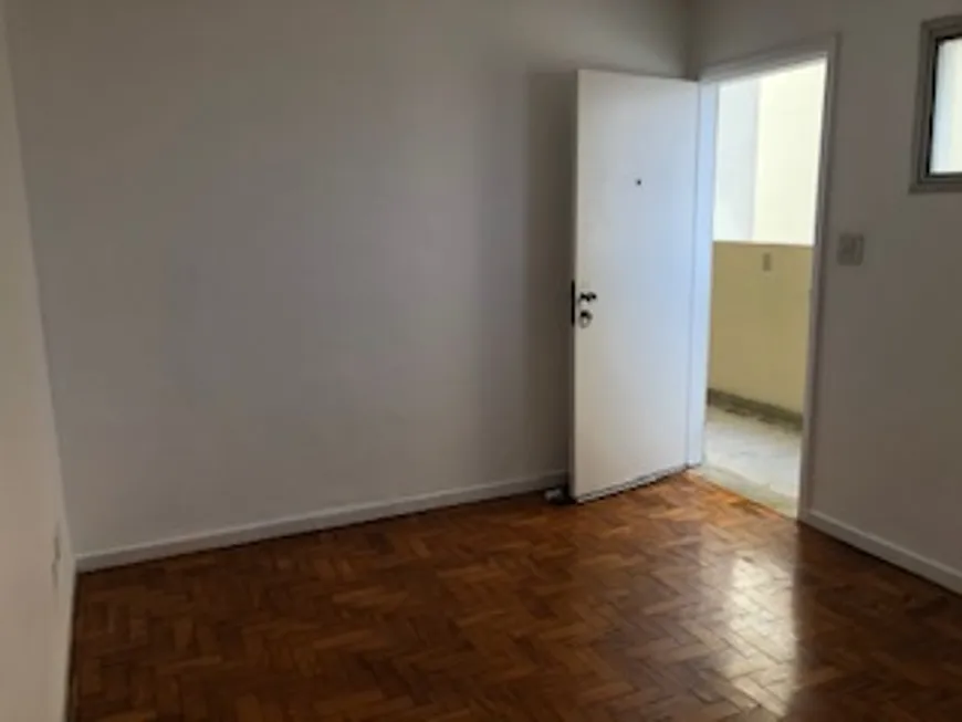 Foto 1 de Apartamento com 2 Quartos para alugar, 60m² em Aclimação, São Paulo