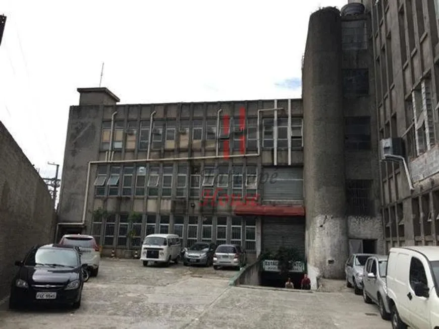 Foto 1 de Galpão/Depósito/Armazém para venda ou aluguel, 750m² em Bom Retiro, São Paulo
