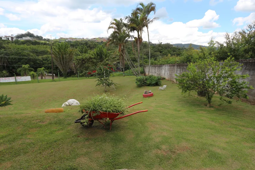 Foto 1 de Fazenda/Sítio com 3 Quartos à venda, 200m² em BAIRRO PINHEIRINHO, Vinhedo