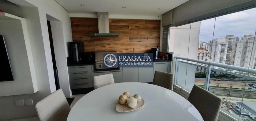 Foto 1 de Apartamento com 2 Quartos à venda, 80m² em Água Branca, São Paulo
