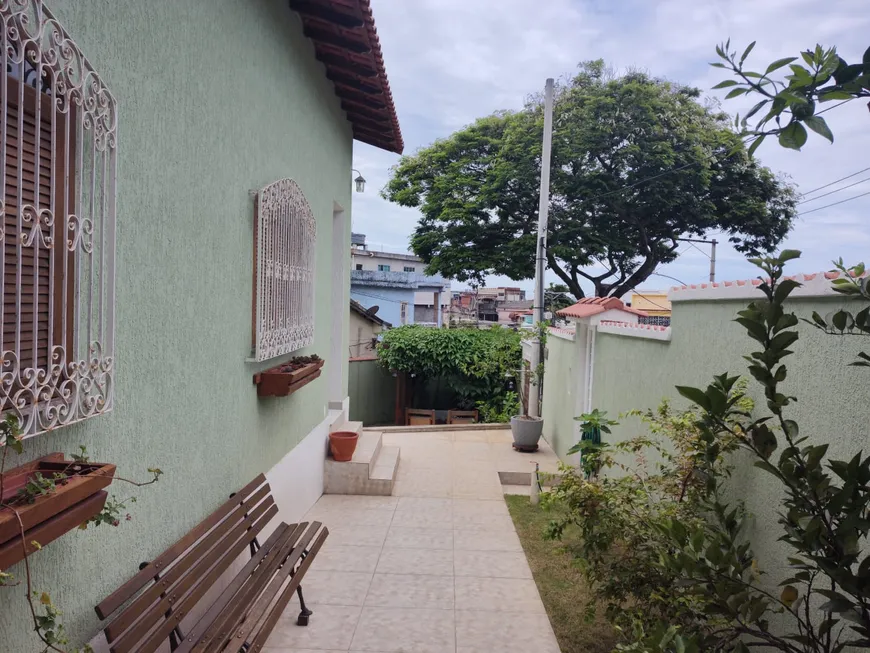 Foto 1 de Casa com 2 Quartos à venda, 120m² em Braz de Pina, Rio de Janeiro