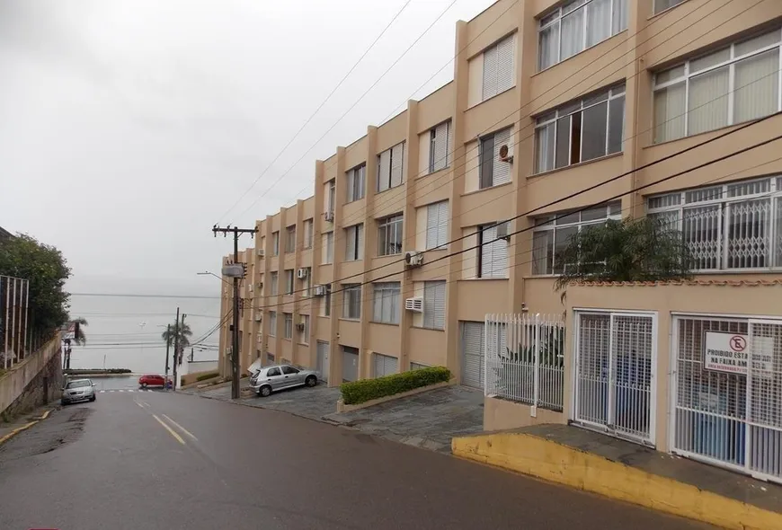 Foto 1 de Apartamento com 2 Quartos à venda, 63m² em Coqueiros, Florianópolis