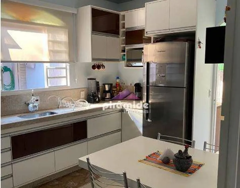 Foto 1 de Casa com 3 Quartos à venda, 201m² em Parque Nova Esperança, São José dos Campos