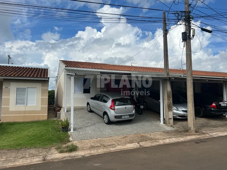 Foto 1 de Casa de Condomínio com 2 Quartos à venda, 55m² em Jardim Ipanema, São Carlos