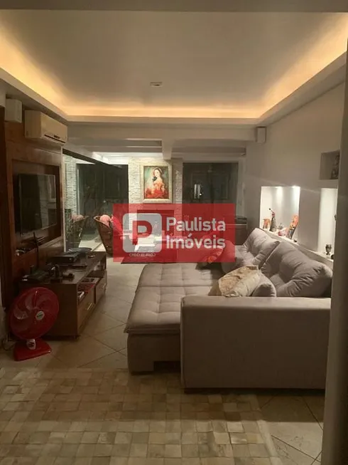 Foto 1 de Cobertura com 2 Quartos à venda, 220m² em Moema, São Paulo