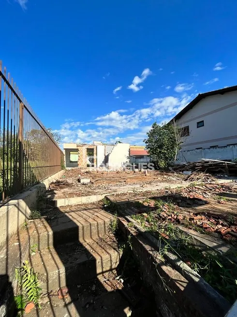 Foto 1 de Casa com 2 Quartos à venda, 429m² em Rio Branco, São Leopoldo