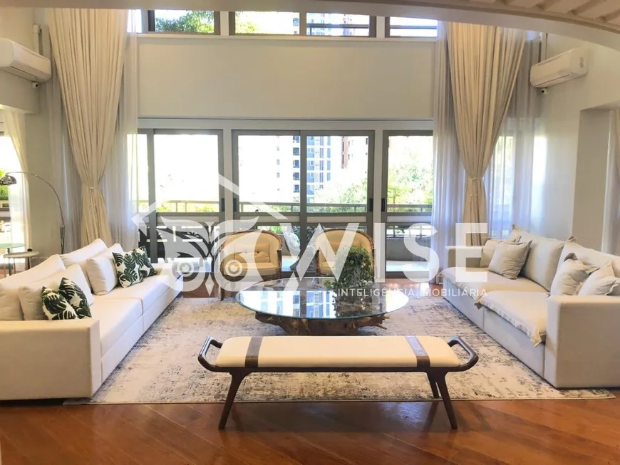 Foto 1 de Apartamento com 4 Quartos à venda, 670m² em Cambuí, Campinas