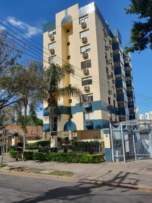 Foto 1 de Apartamento com 2 Quartos à venda, 68m² em Passo da Areia, Porto Alegre