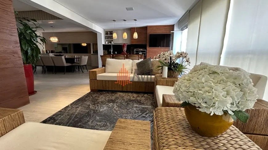 Foto 1 de Apartamento com 3 Quartos à venda, 204m² em Jardim Anália Franco, São Paulo