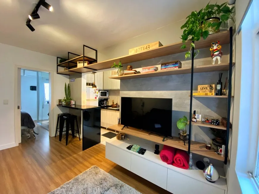 Foto 1 de Apartamento com 1 Quarto à venda, 37m² em Cidade Baixa, Porto Alegre