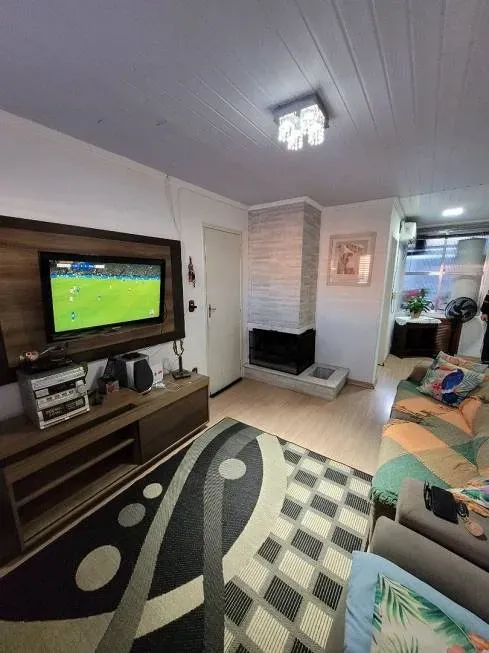 Foto 1 de Casa com 2 Quartos à venda, 110m² em Vila Ernesto, São Paulo