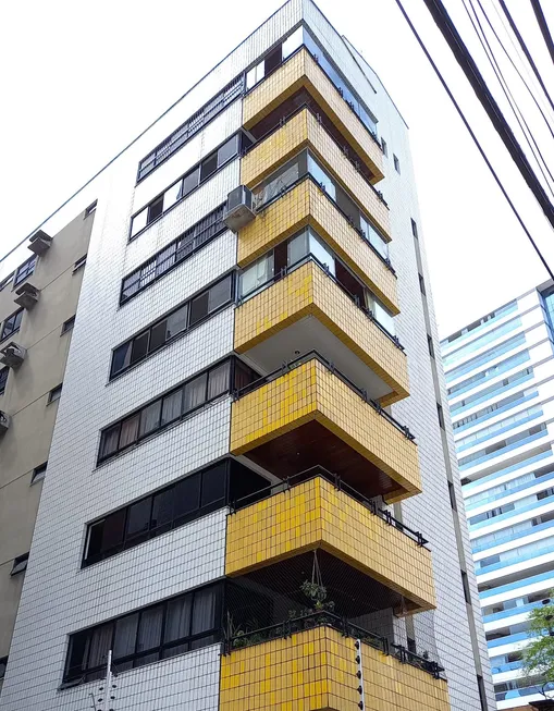 Foto 1 de Apartamento com 4 Quartos à venda, 150m² em Meireles, Fortaleza